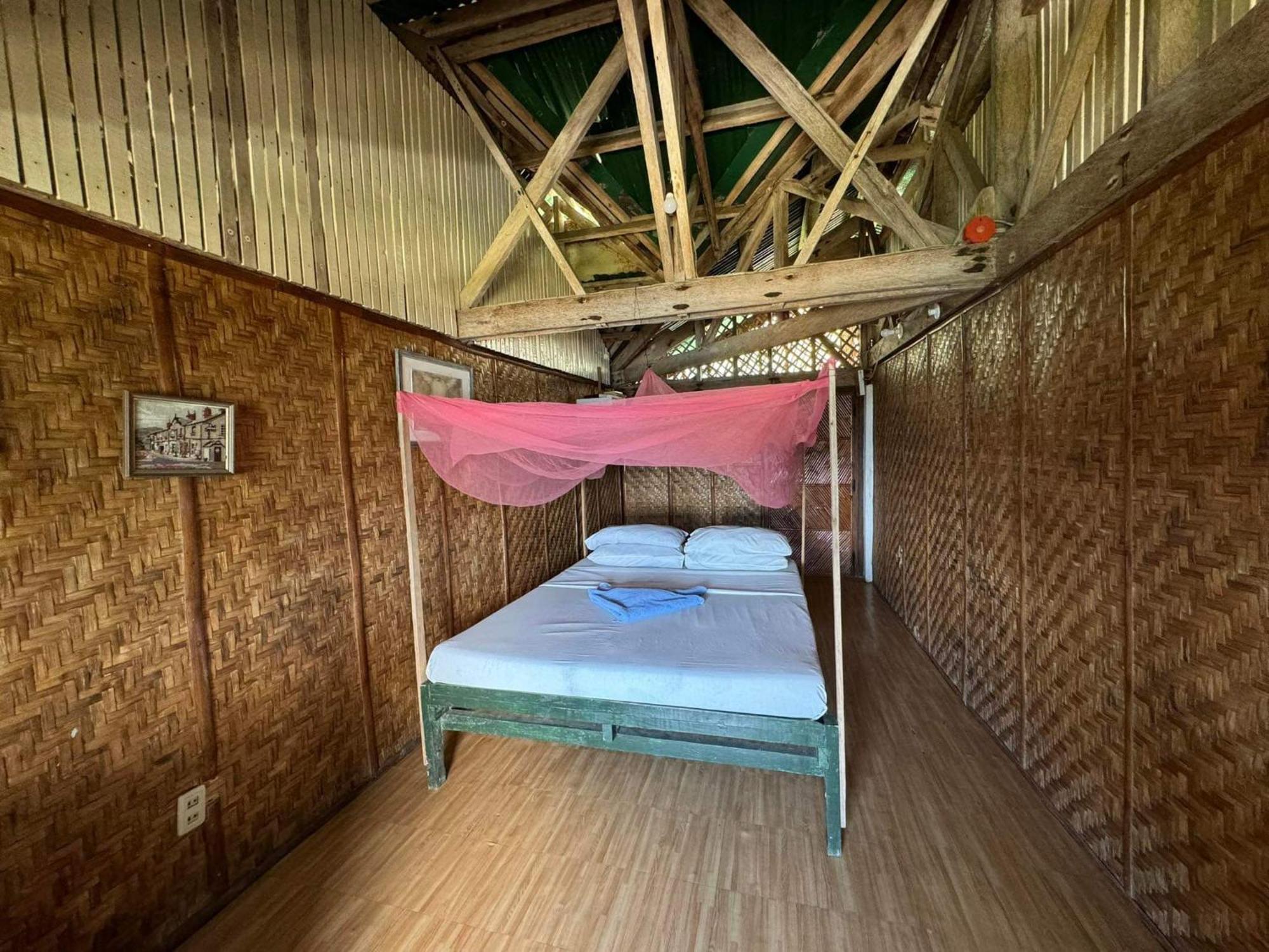 Liberty'S Lodge And Diving - Apo Island Dumaguete City Ngoại thất bức ảnh