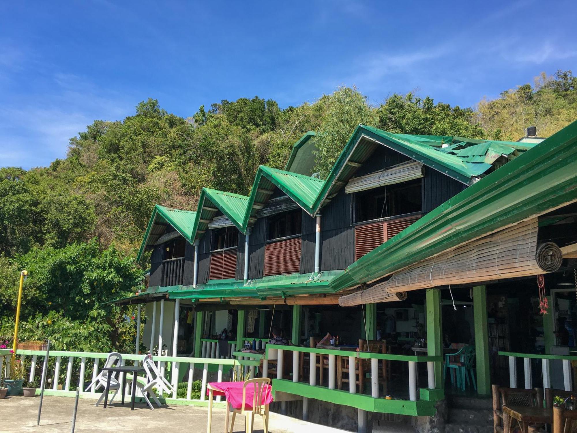 Liberty'S Lodge And Diving - Apo Island Dumaguete City Ngoại thất bức ảnh